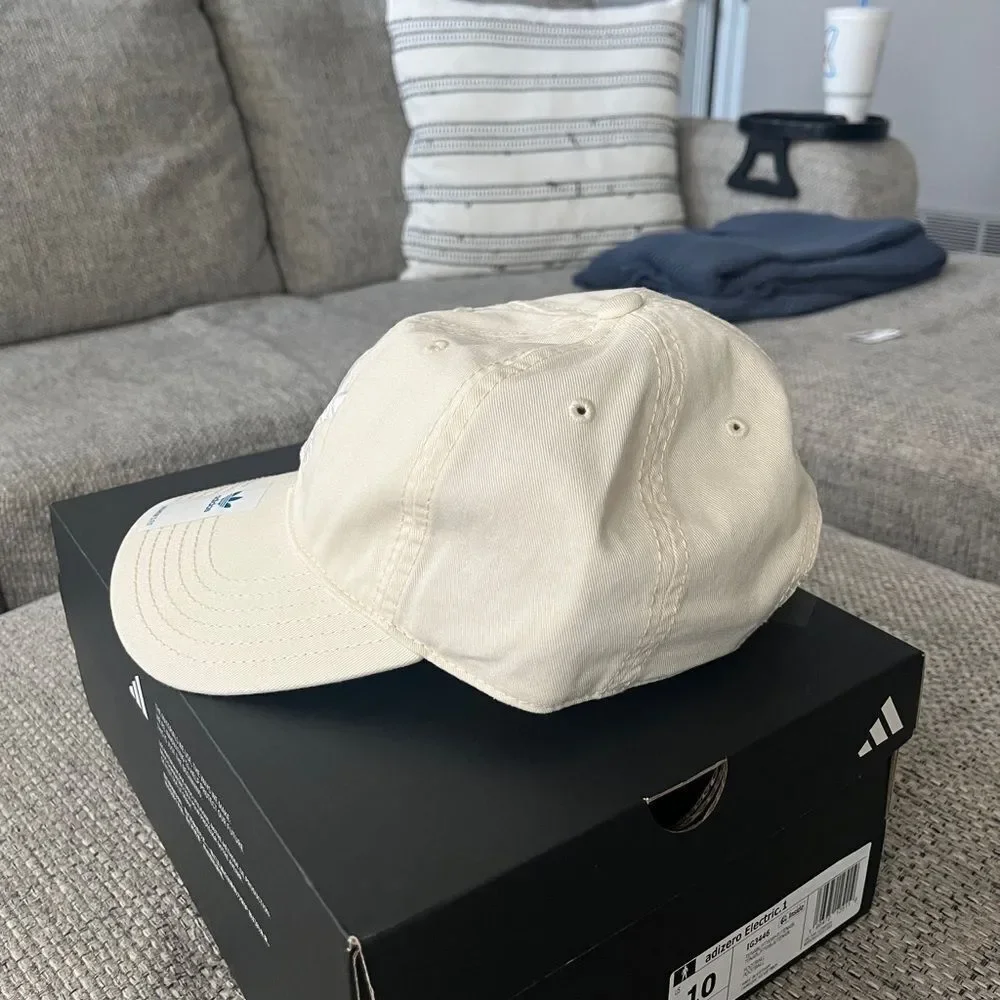 Women’s Adidas Hat - Picture 2 of 5